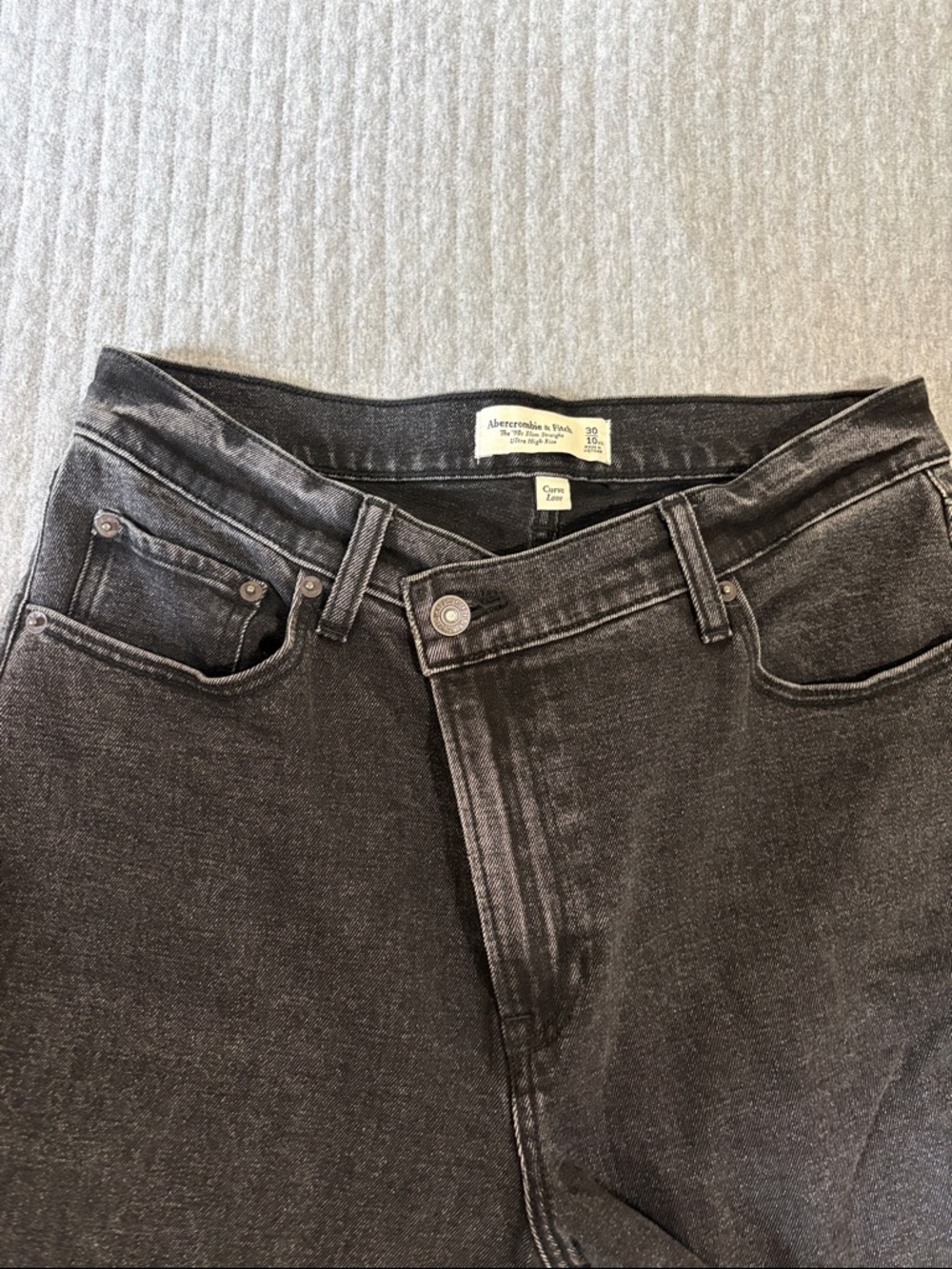 Abercrombie & Fitch Women's Straight Leg Jeans in Black Wash Curve Love 10xs - Picture 4 of 4